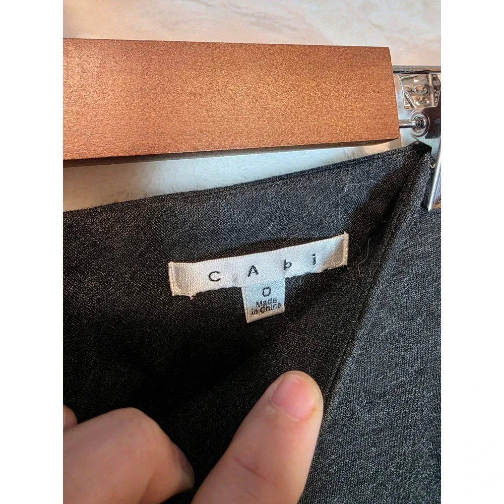Cabi Women Charcoal Gray Stretch‎ Knit Flare Leg Trousers Pants Size 0